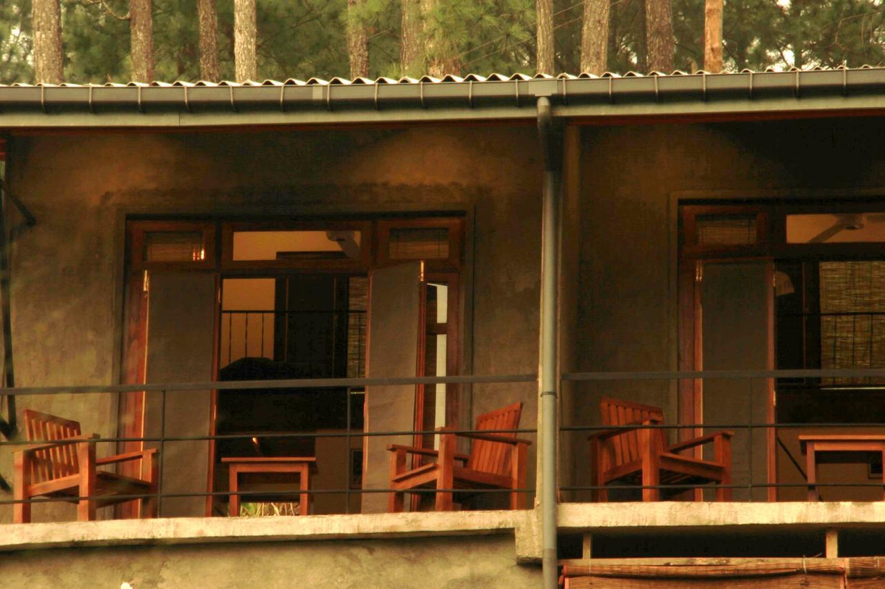 Rowinrich Cottages エッラ エクステリア 写真