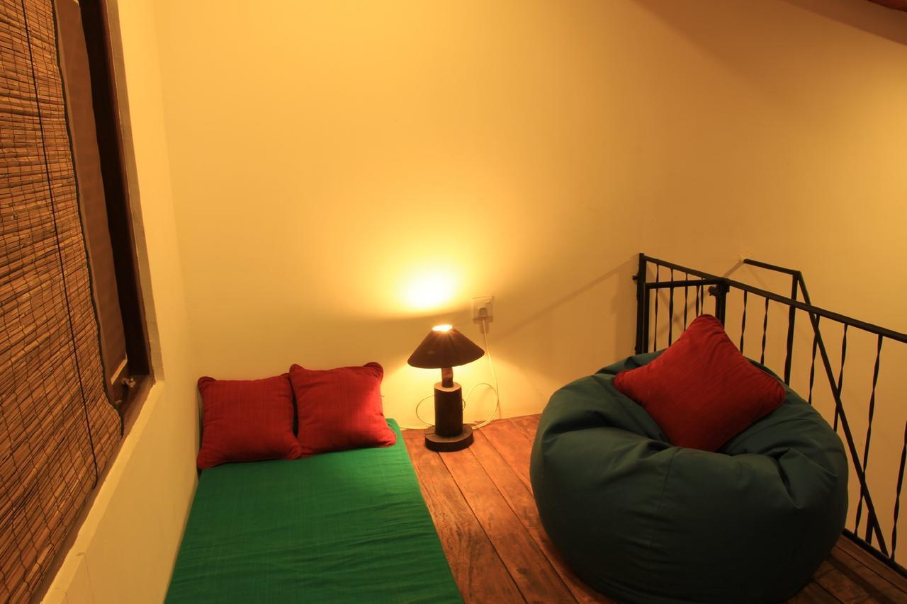 Rowinrich Cottages エッラ エクステリア 写真